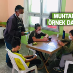 Muhtardan örnek davranış