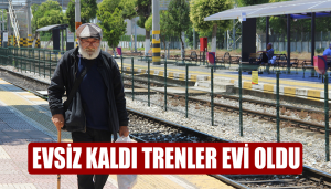 Evsiz kaldı trenler evi oldu