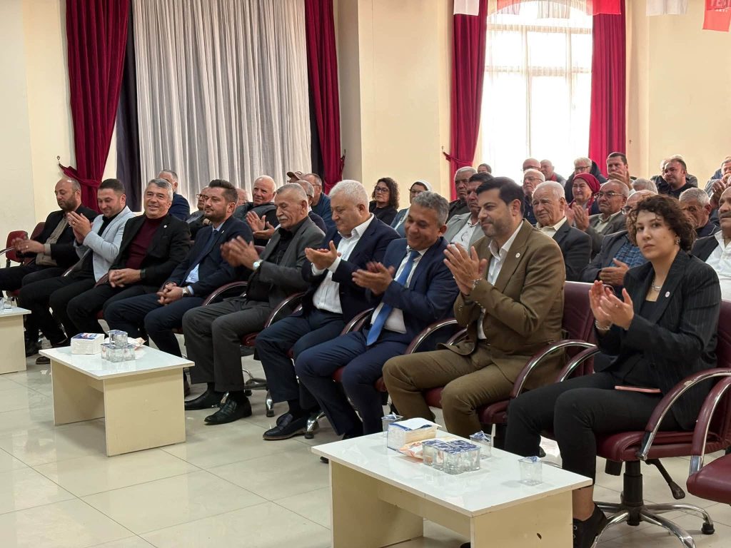 Yeni Parti Çal’da Ersoy Güven Tazeledi
